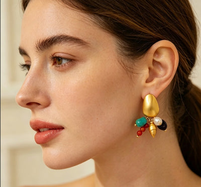 Brincos pendentes boémios em dourado mate, turquesa natural e pérolas de água doce, brincos com contas multicolores para mulher