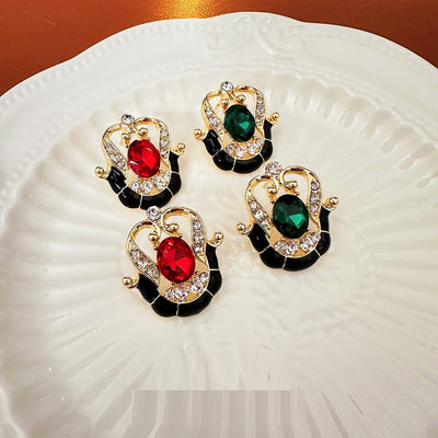 Affordable Luxury Fashion Oval Diamond Crown Hollow Ear Stud