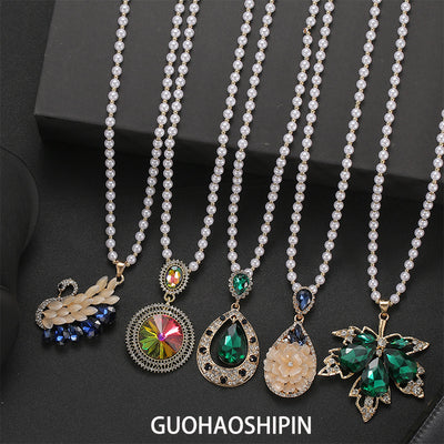 Colar comprido com flor de estilo coreano versátil e na moda, acessório de outono/inverno, colar comprido de mulher de gama alta, pendente camélia olho-de-gato